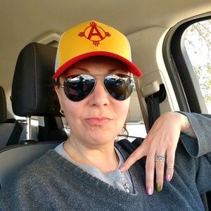 Meet your Posher, Carina